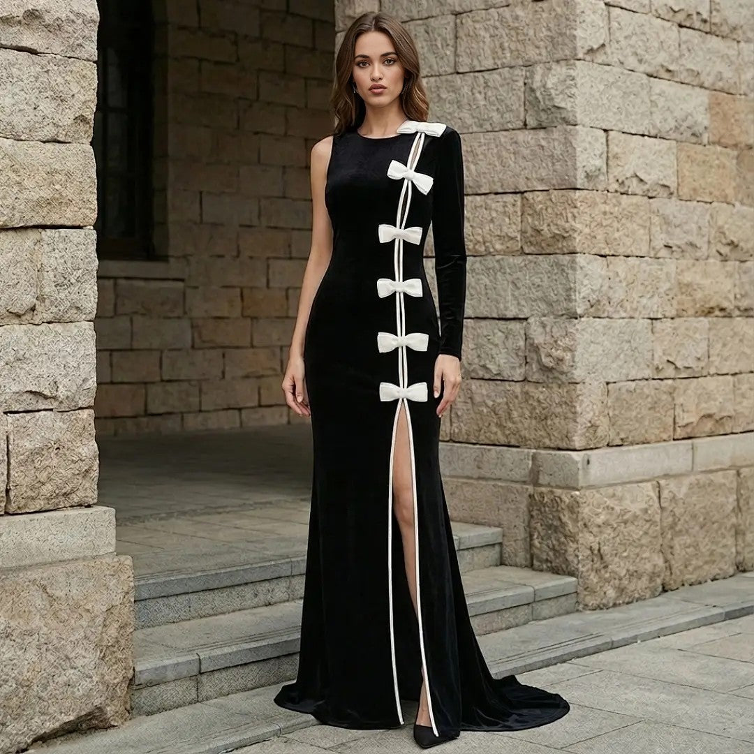 Black Satin Mermaid Evening Gown with Sweetheart Neckline & Beaded Bodice