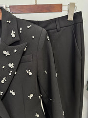 Luxury Black Satin Mermaid Evening Gown with Beaded Sweetheart Neckline