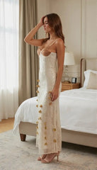 Luxury Black Sequin A-Line Evening Gown with Sweetheart Neckline